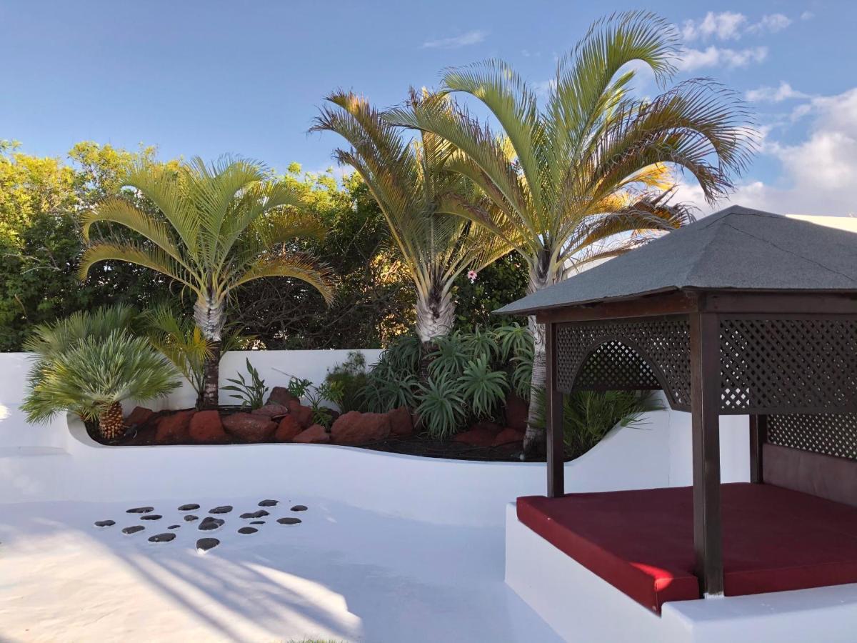 Villa CHAO private heated pool, garden, wifi, A/C Playa Blanca  Esterno foto