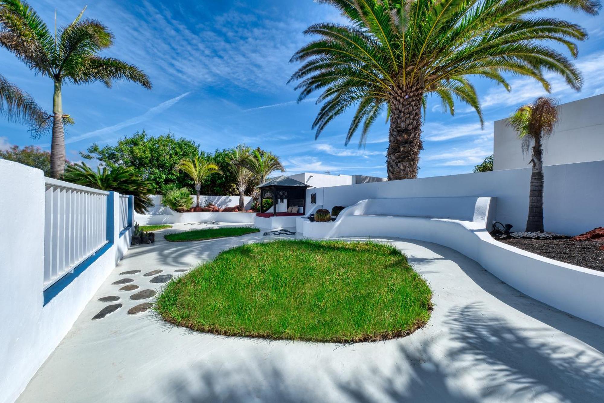 Villa CHAO private heated pool, garden, wifi, A/C Playa Blanca  Esterno foto